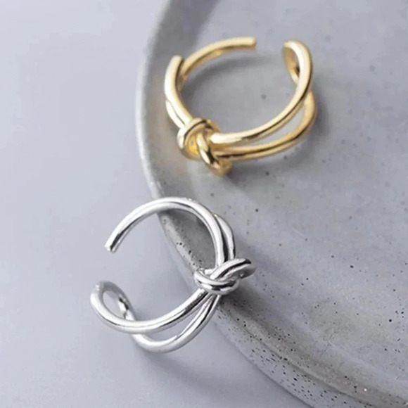 Minimalist 925 Sterling Silver Knot Ring (Gold) - Picture 4 of 5
